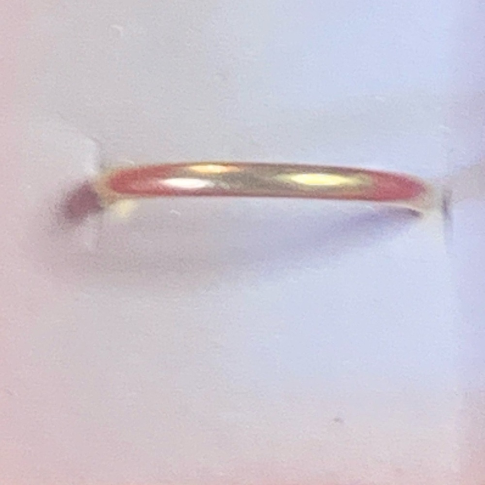 14kt Gold Simple Women's Band Ring! - Picture 8 of 9
